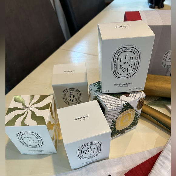 Diptyque Paris assorted gift box, cloth bags, ribbons - Picture 9 of 13